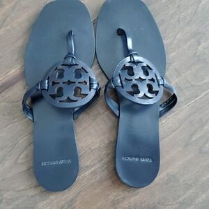 Tory Burch sandal size 6 1/2